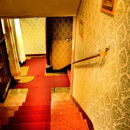 Trieste Hotel *