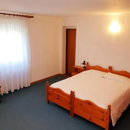 Trieste * Lorenzago Di Cadore