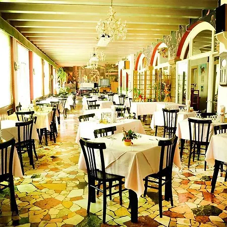 فندق Trieste *